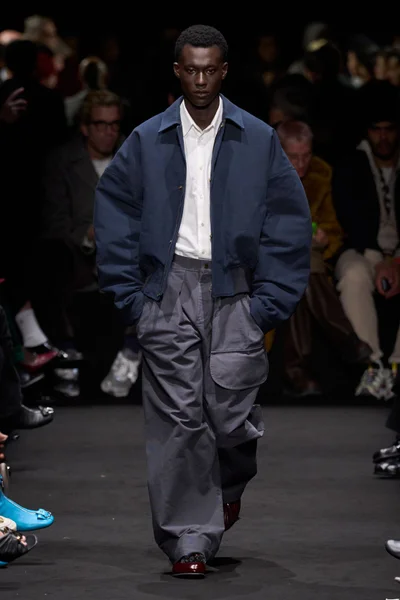 Look 45